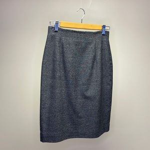 Jones Wear pencil skirt. 100% wool. Like new.